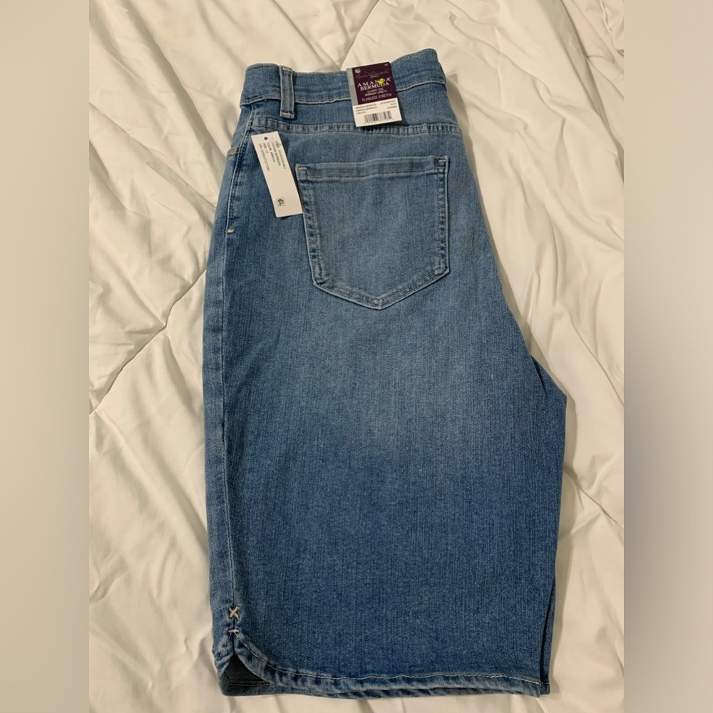 Women’s size 14 Denim Bermuda Shorts Classic Jorts Summer Beach Travel
